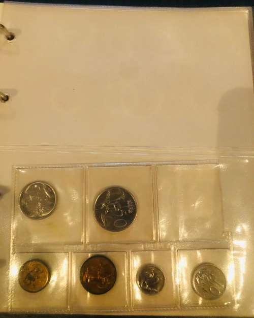 Large Coin Collection!!! 131x Coins In Coin File!!For Collectors!!Dont Miss Out!!