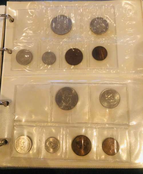 Large Coin Collection!!! 131x Coins In Coin File!!For Collectors!!Dont Miss Out!!