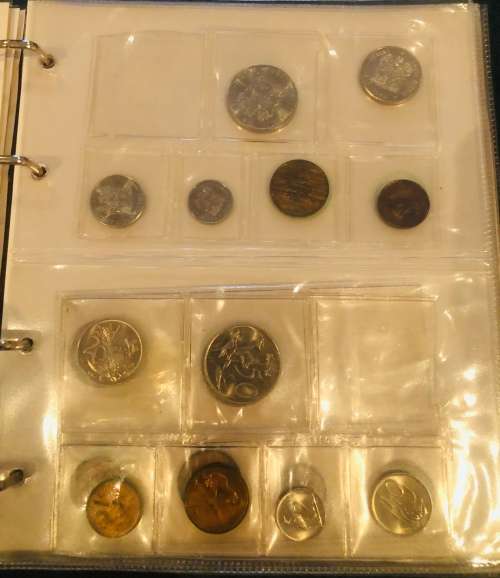 Large Coin Collection!!! 131x Coins In Coin File!!For Collectors!!Dont Miss Out!!