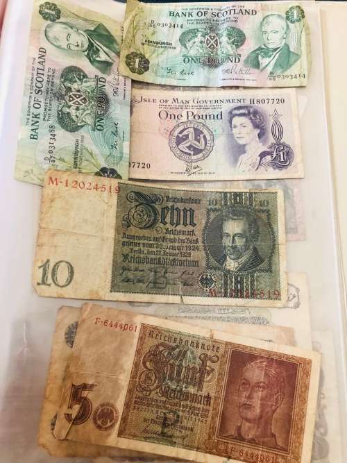 **28x Rare Collectors International Notes!!!In File With Sleeves!!Dont Miss Out!!!