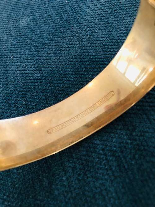 **Stunning Large Vintage 9ct Gold metal core Bangle..Dont Miss Out!!