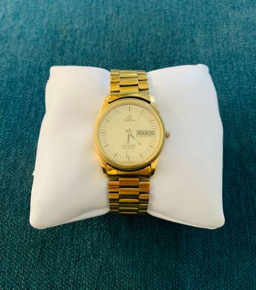 Stunning Vintage Collectors Gents Omega Seamaster On Original Strap!