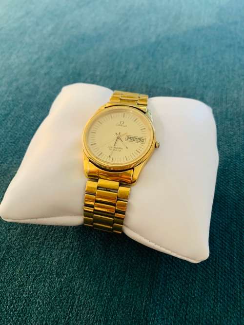 Stunning Vintage Collectors Gents Omega Seamaster On Original Strap!