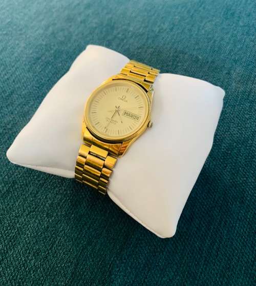 Stunning Vintage Collectors Gents Omega Seamaster On Original Strap!