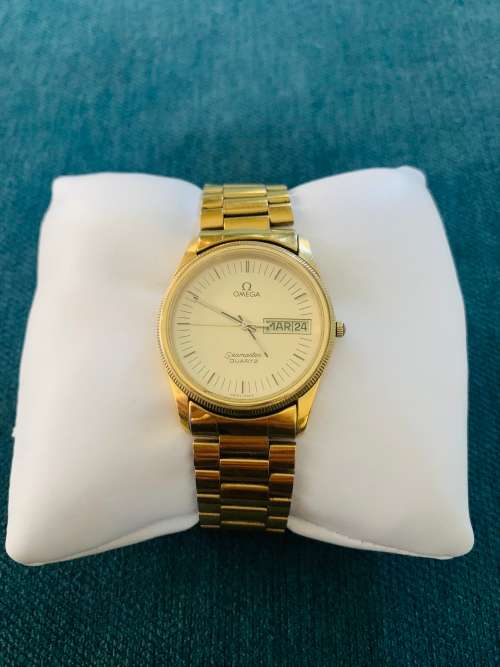 Stunning Vintage Collectors Gents Omega Seamaster On Original Strap!