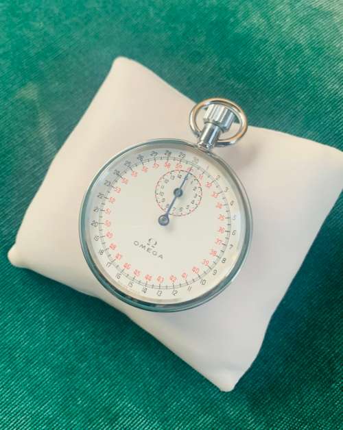 Stunning Swiss Collectable Omega Stop Watch!