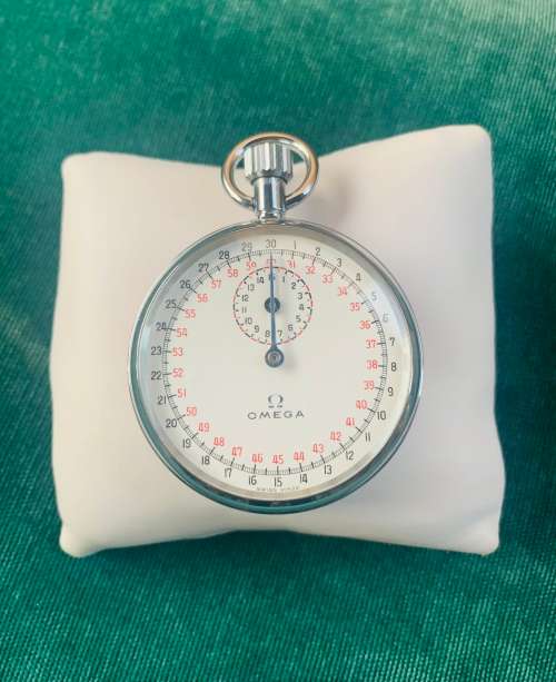 Stunning Swiss Collectable Omega Stop Watch!