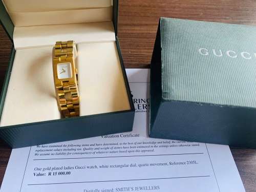 Stunning Ladies Gucci Gold Plated Watch! & Original Box!