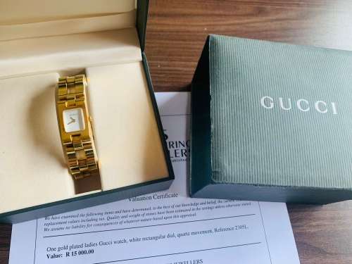Stunning Ladies Gucci Gold Plated Watch! & Original Box!