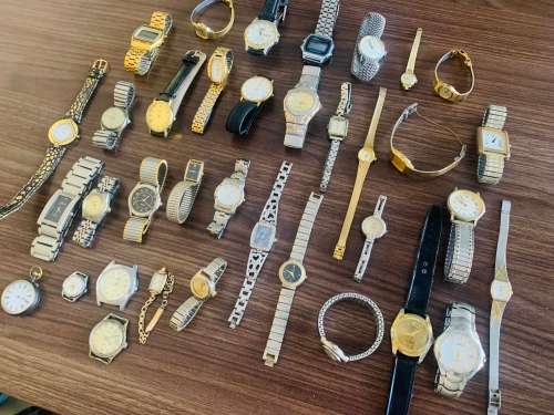 Large Job-Varoius Different Vintage Wristwatches!