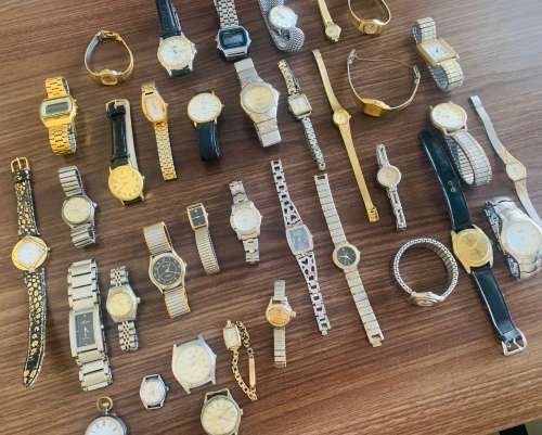 Large Job-Varoius Different Vintage Wristwatches!