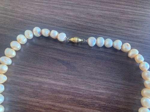 Vintage Solid Pearl Style Necklace & Bracelet!Stunning!