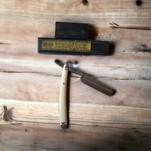 Stunning Vintage collectors Barber Razor knives with plastic holders. Made in Germany