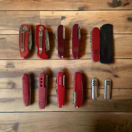 Stunning vintage collectors assortment of knives