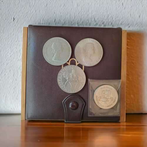 Rare vintage collectors Canadian coin set with other rare coins