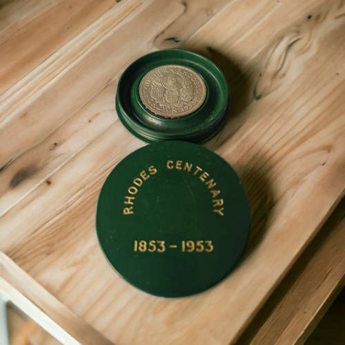 Valuable Vintage collectors Rhodesia Rhodes Century 1853 - 1953 Crown in excellent condition