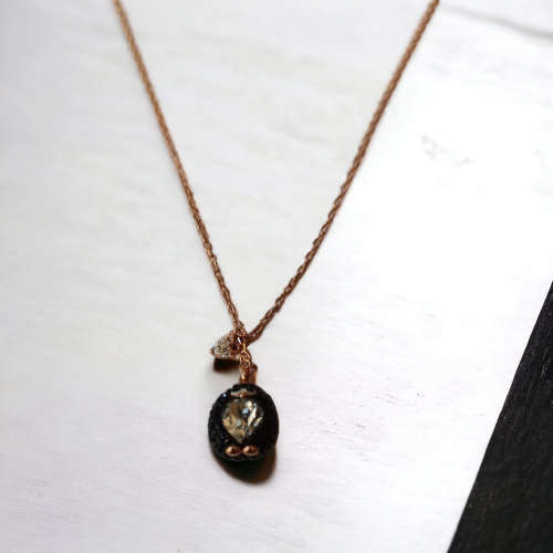 Stunning collectors Swarovski owl pendant on a rose gold plated chain Value R2950.00