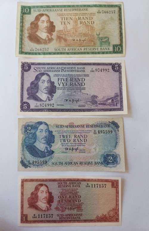 Rare vintage collectors set of South African bank notes in excellent condition TW De Jongh edition