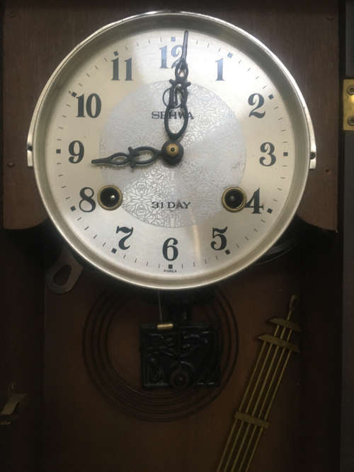 !!R1 Start!! NO RESERVE!! Wall Clock!!