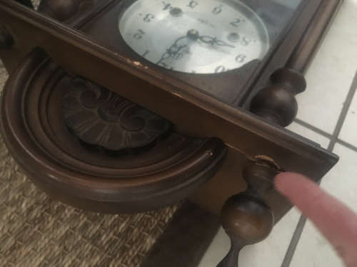 !!R1 Start!! NO RESERVE!! Wall Clock!!