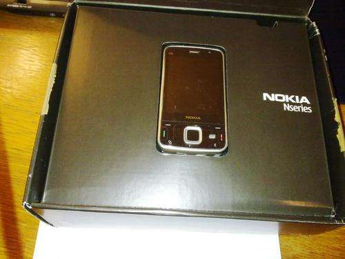 nokia n96 like new in the box with all gadgets
