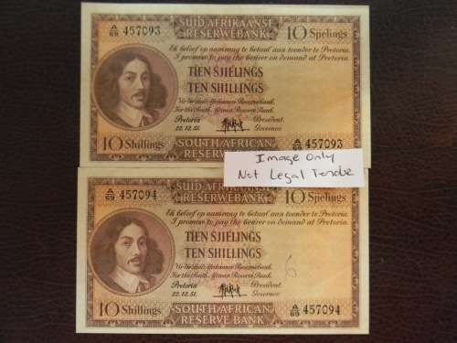 2 x  South Africa 1951 MH De Kock Ten Shillings - AU : Consecutive Numbers A Prefix