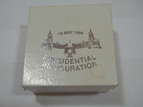 Empty Sa Mint Parliamentary VIP White Leather Box for Silver Inauguration R1 Proof