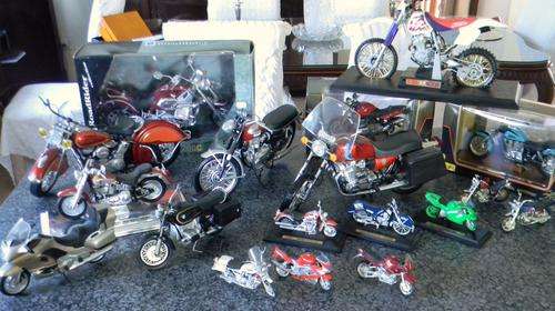 Awsome Collection of Collectable Scale Model Motorbikes ! 1 Bid Takes All !