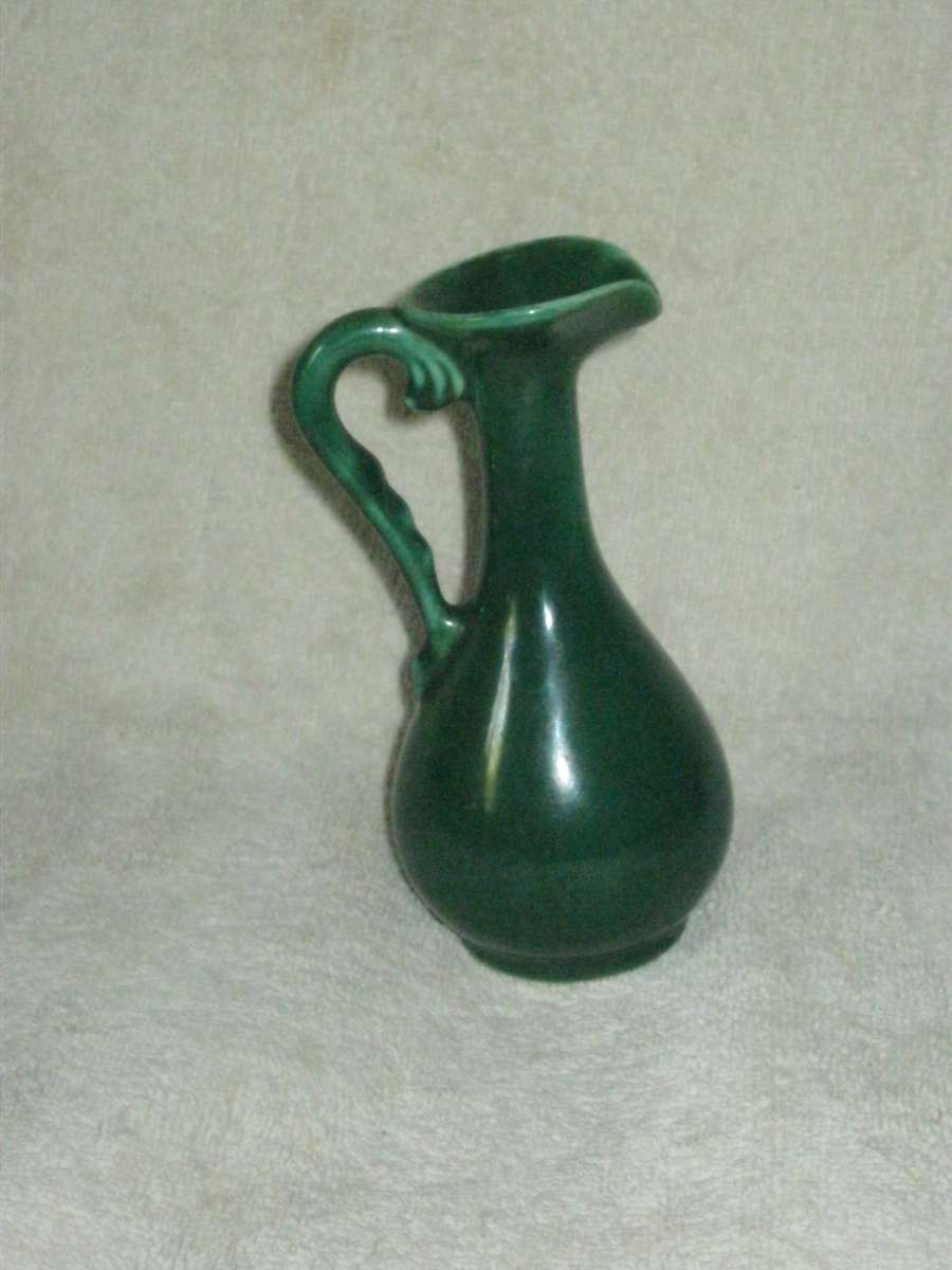 Lucia  dark green vase very good condition
