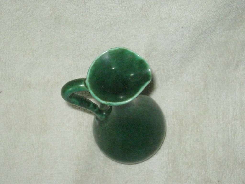 Lucia  dark green vase very good condition