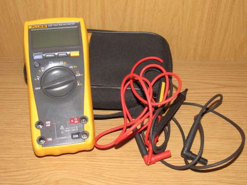 Fluke 177 multimeter