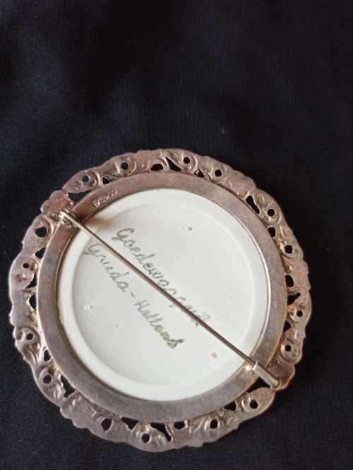 RARE EXTRA LARGE ROLLED SILVER GOUDA-HOLLAND BROOCH