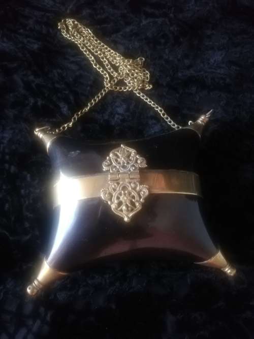 RARE VINTAGE BRASS AND OXEN HORN HANDBAG