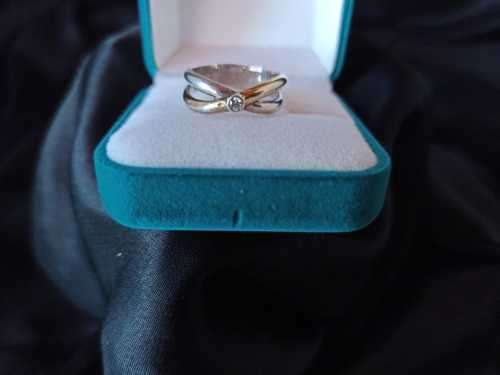 VINTAGE STERLING SILVER TWO TONE RING