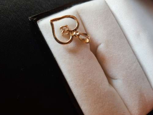 9CT GOLD HEART PENDANT