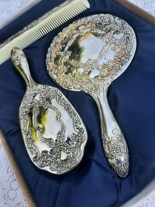 SILVER PLATED VINTAGE MIRROR SET