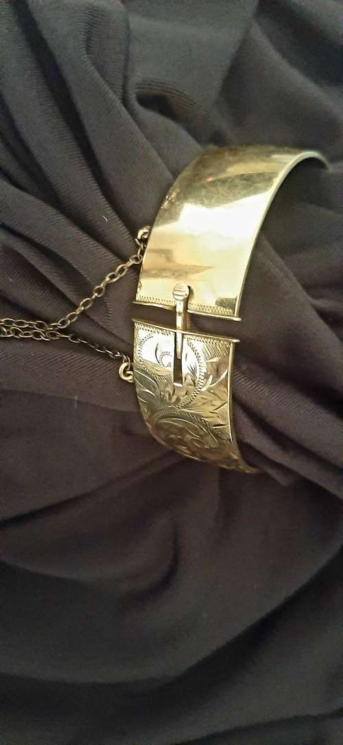 9CT GOLD BRONZE CORE VINTAGE FLORAL DESIGN BANGLE