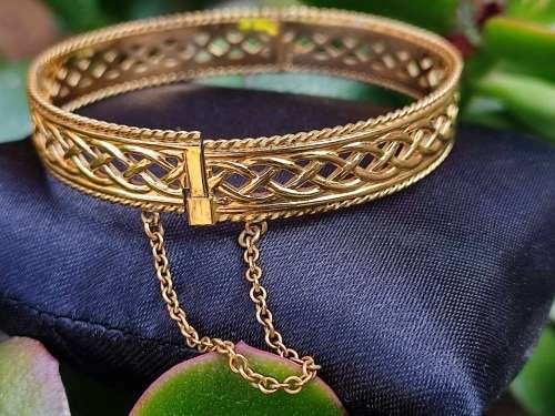 9CT ROLLED GOLD VINTAGE BANGLE