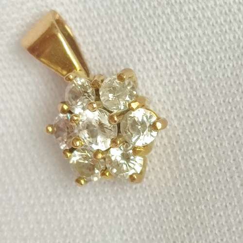 9CT GOLD FLOWER PENDANT