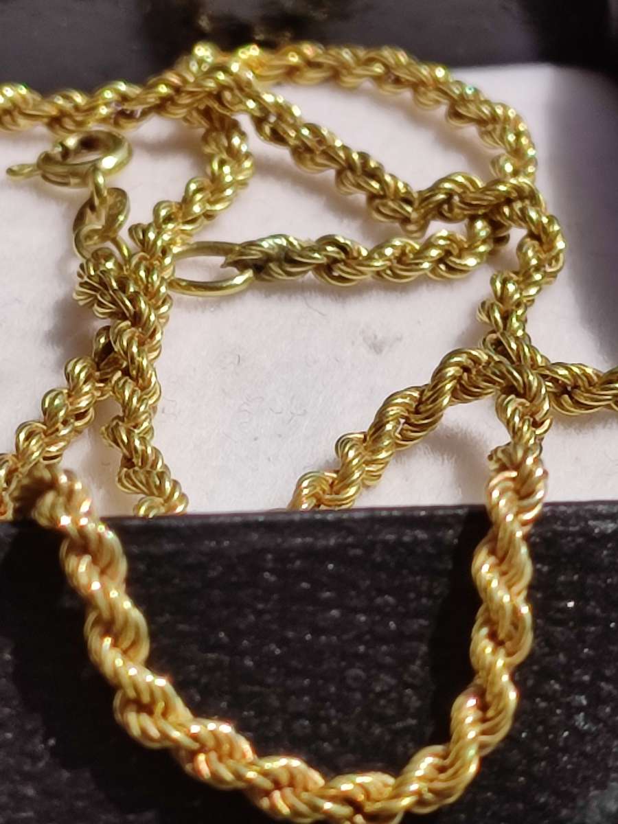 9CT GOLD VINTAGE TWIST ROPE CHAIN