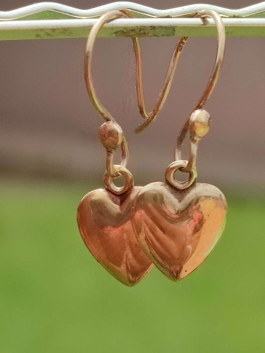 9CT Gold Heart Drop Earrings