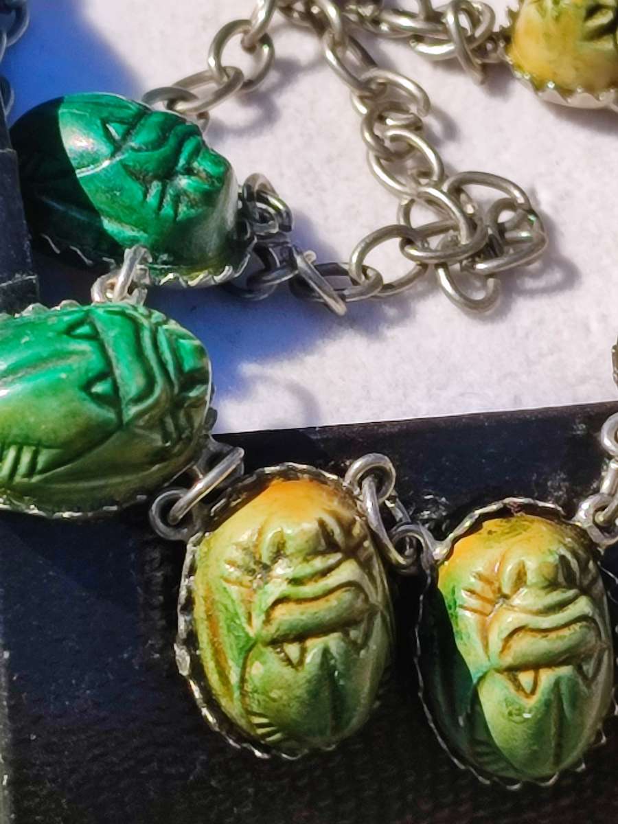 Vintage Silvertone Scarab Design Necklace