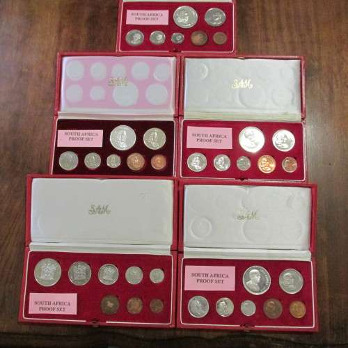 LUSTROUS 5 EARLY 2ND DECIMAL PROOF SETS - 1966-1970 - NO GOLD