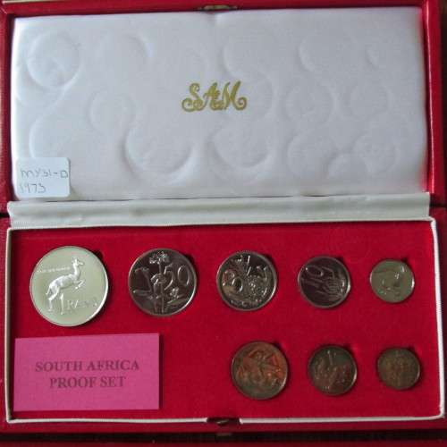 5 X S.A. 1970-1975 (EXCLD. 1974) PROOF SETS IN RED L.P. BOX - 1/2 CENT TO SILVER RAND