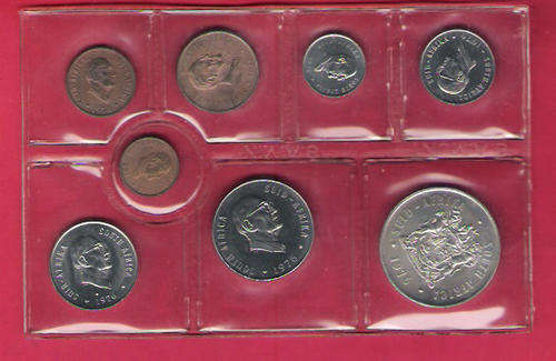 1976 UNCIRCULATED MINT SET WITH SILVER RAND