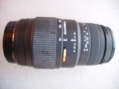 SIGMA DG 70-300mm F1:4-5:6 Telephoto Zoom Lens for CANON - DIGITAL SLR CAMERAS