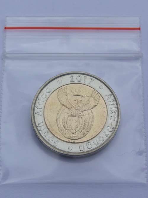 NEW COMMEMORATIVE 2017 R5 IN RECOGNITION OF THE ''ORDER OF THE COMPANIONS OF OR TAMBO''.