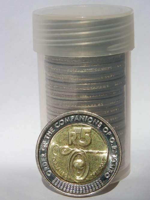 THE NEW COMMEMORATIVE R5 IN RECOGNITION OF THE ''ORDER OF THECOMPANIONS OF OR TAMBO''. 18 UNC P/TUBE