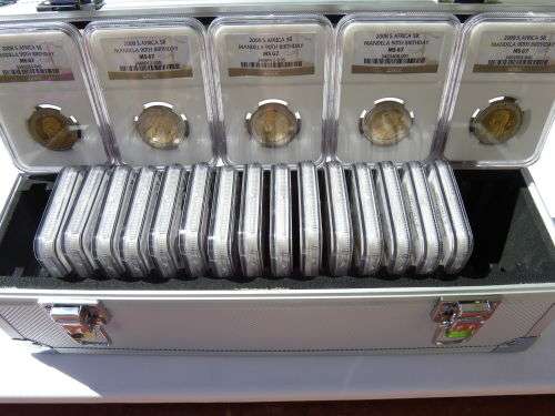 HIGH GRADE!! 2008 NELSON MANDELA 90TH BIRTHDAY R5 COINS.  20 X NGC GRADED MS67 WITH CASE INCLUDED