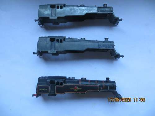 Hornby Dublo 2-6-4 Tank Bodies x 3